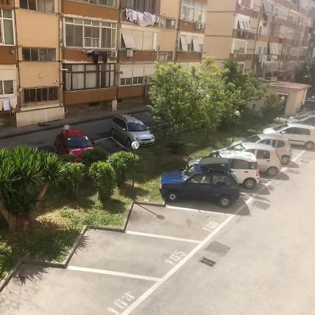 Alojamento de Acomodação e Pequeno-almoço Duca D'aosta Nápoles